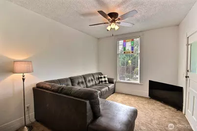 414 Sumner Avenue, Sumner, WA 98390 - Photo 6
