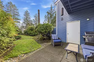 25433 213th Ave SE, Maple Valley, WA 98038 - Photo 2