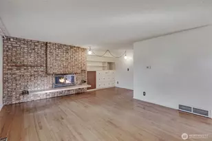 3828 48th Ave SW, Seattle, WA 98116 - Photo 10