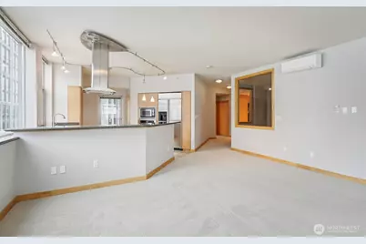 1100 106th Avenue NE #902, Bellevue, WA 98004 - Photo 8