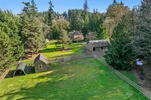 5256 Old Mill Rd NE, Bainbridge Island, WA 98110 - Photo 40