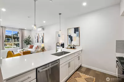 1237 Meander Way SE #101, North Bend, WA 98045 - Photo 6