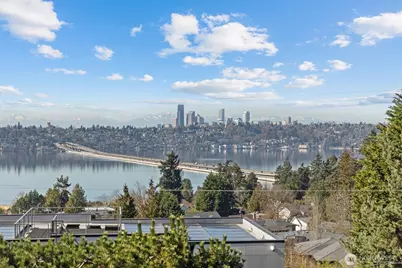 2800 68th Avenue SE, Mercer Island, WA 98040 - Photo 1