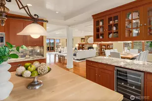 9100 NE 42nd St, Yarrow Point, WA 98004 - Photo 16