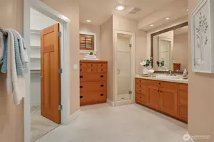 9100 NE 42nd St, Yarrow Point, WA 98004 - Photo 8