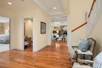 9100 NE 42nd Street, Yarrow Point, WA 98004 - Photo 4