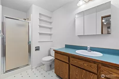 14016 Lenora Place N, Seattle, WA 98133 - Photo 26