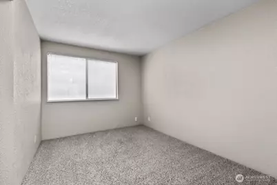 14016 Lenora Place N, Seattle, WA 98133 - Photo 24