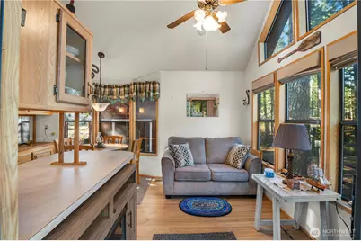 611 N Rainbow Way, Hoodsport, WA 98548 - Photo 4