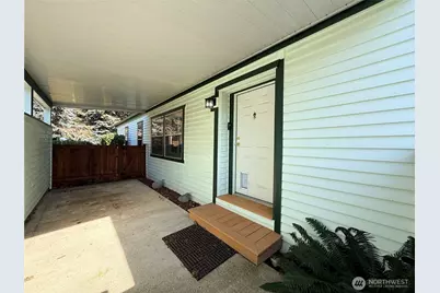 2504 Alonda Lane NE, Olympia, WA 98516 - Photo 2