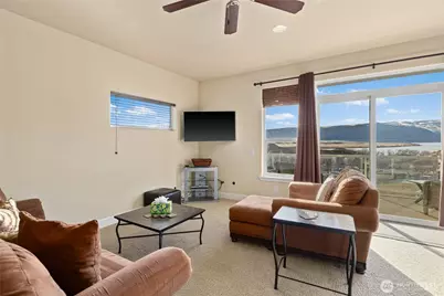 9205 Red Cliff Drive NW #B50, Quincy, WA 98828 - Photo 12