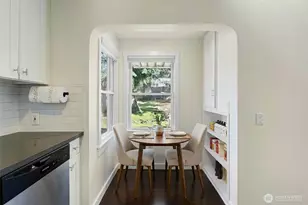 12046 12th Ave NE, Seattle, WA 98125 - Photo 4