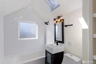 12046 12th Ave NE, Seattle, WA 98125 - Photo 14