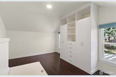 12046 12th Avenue NE, Seattle, WA 98125 - Photo 26