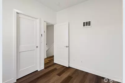 5259 Brooklyn Avenue NE, Seattle, WA 98105 - Photo 22