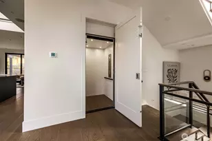 5808 Lakeview Dr, Kirkland, WA 98033 - Photo 18