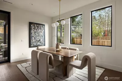 5808 Lakeview Drive, Kirkland, WA 98033 - Photo 10