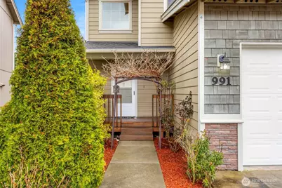 991 NW Snow Creek Way, Bremerton, WA 98311 - Photo 2