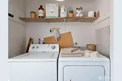 201 E 36th Street, Tacoma, WA 98404 - Photo 8