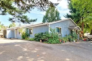 201 E 36th St, Tacoma, WA 98404 - Photo 2