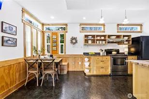 8752 Dayton Ave N, Seattle, WA 98103 - Photo 4