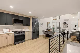 4416 Midvale Ave N, Seattle, WA 98103 - Photo 10