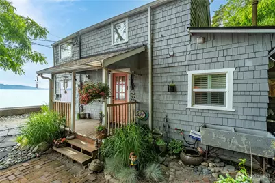 230 S 219th Street, Normandy Park, WA 98198 - Photo 32