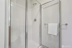 93 Sky Ridge Rd, Issaquah, WA 98027 - Photo 18