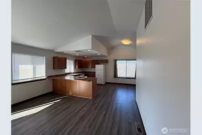 111 W Annie Place, Ellensburg, WA 98926 - Photo 4