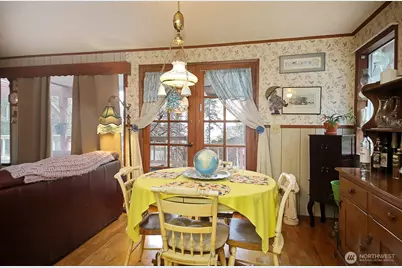 6423 Admiralty Way, Freeland, WA 98249 - Photo 8