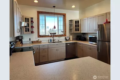 289 Marine View Drive SE, Ocean Shores, WA 98569 - Photo 10