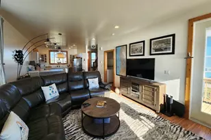 289 Marine View Dr SE, Ocean Shores, WA 98569 - Photo 6