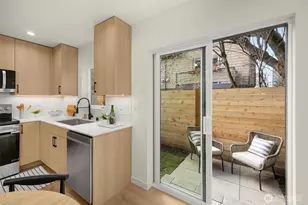 14321 C Interlake Ave N, Seattle, WA 98133 - Photo 10