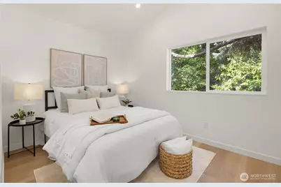 14321 C Interlake Avenue N, Seattle, WA 98133 - Photo 22