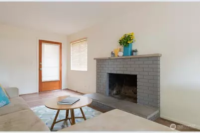 2022 NW 64th Street, Seattle, WA 98107 - Photo 6