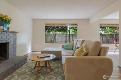2022 NW 64th Street, Seattle, WA 98107 - Photo 4