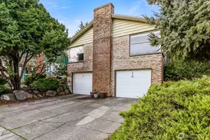 2022 NW 64th St, Seattle, WA 98107 - Photo 2