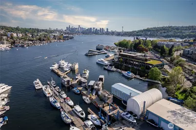 2309 N Northlake Way #9, Seattle, WA 98103 - Photo 2