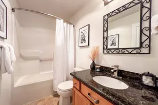 7005 Holly Park Dr S, Seattle, WA 98118 - Photo 22