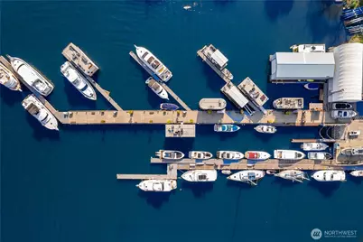 2309 N Northlake Way #1A, Seattle, WA 98103 - Photo 2