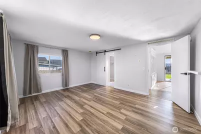 8204 Riverview Road, Snohomish, WA 98290 - Photo 16