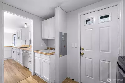 8204 Riverview Road, Snohomish, WA 98290 - Photo 26