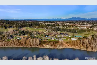 8204 Riverview Road, Snohomish, WA 98290 - Photo 36