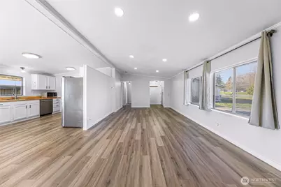 8204 Riverview Road, Snohomish, WA 98290 - Photo 6