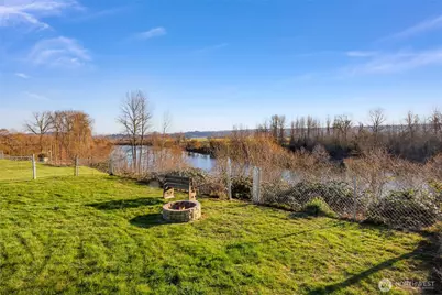 8204 Riverview Road, Snohomish, WA 98290 - Photo 34
