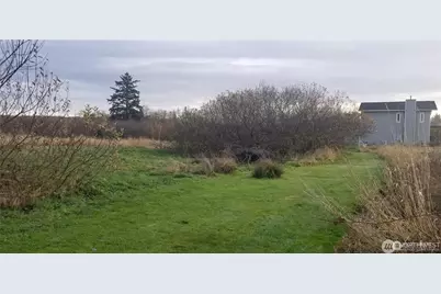 254 Stringtown Road #Upper, Ilwaco, WA 98624 - Photo 2