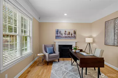 649 E Lake Sammamish Parkway SE, Sammamish, WA 98074 - Photo 22