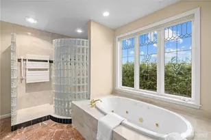 649 E Lake Sammamish Pkwy SE, Sammamish, WA 98074 - Photo 16