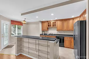 15800 Village Green Dr, Mill Creek, WA 98012 - Photo 14