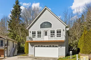 481 Maple Grove Rd, Port Angeles, WA 98363 - Photo 2